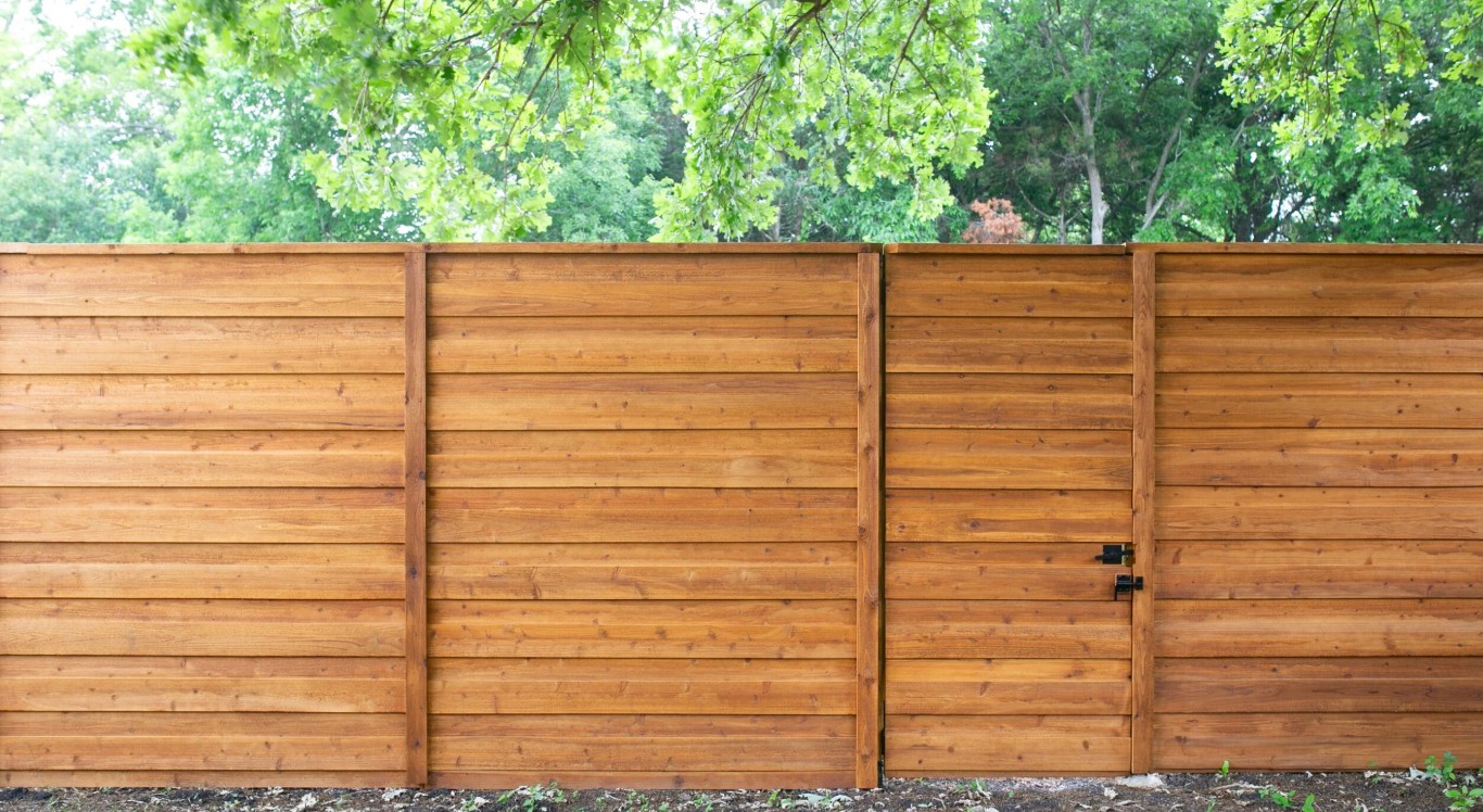 Professional commercial fencing solutions in Santa Clarita, CA